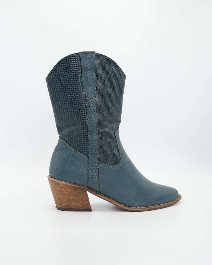 Bota texana en cuero azul