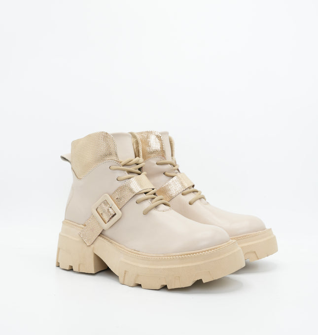 Botín en cuero crema