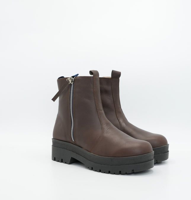 Botín en cuero café