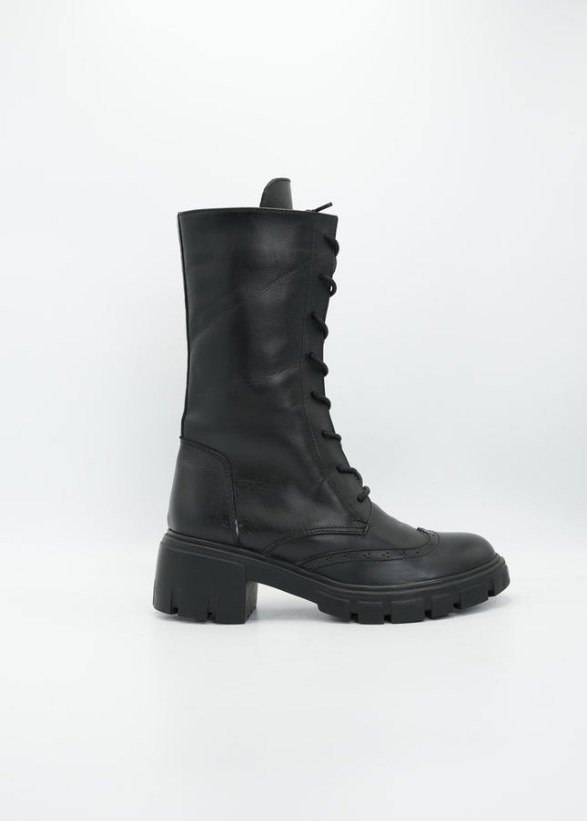 Bota en cuero negro