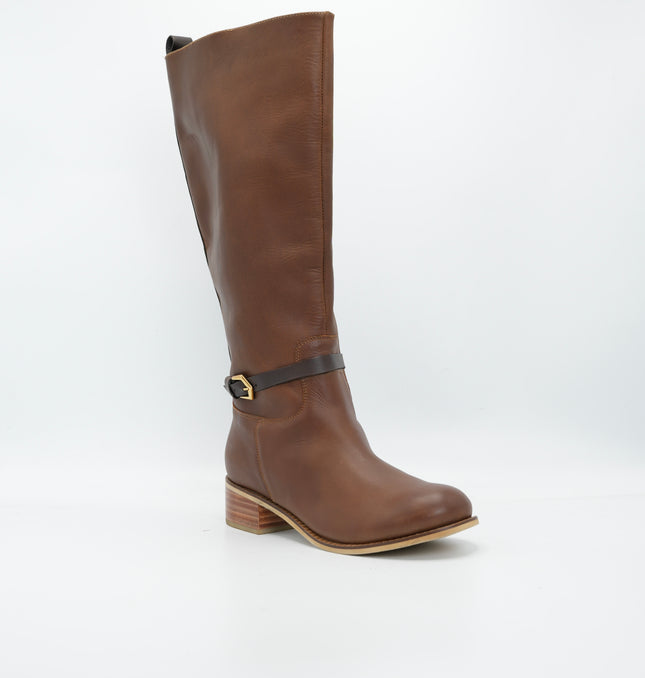 Bota en cuero café