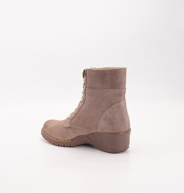 Botín en cuero beige