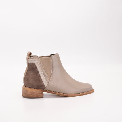 Botin en cuero beige