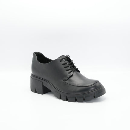 Zapato en cuero negro