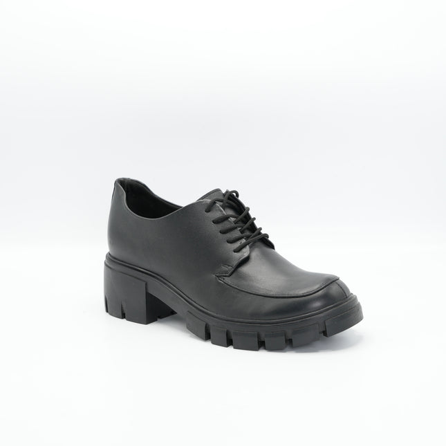 Zapato en cuero negro