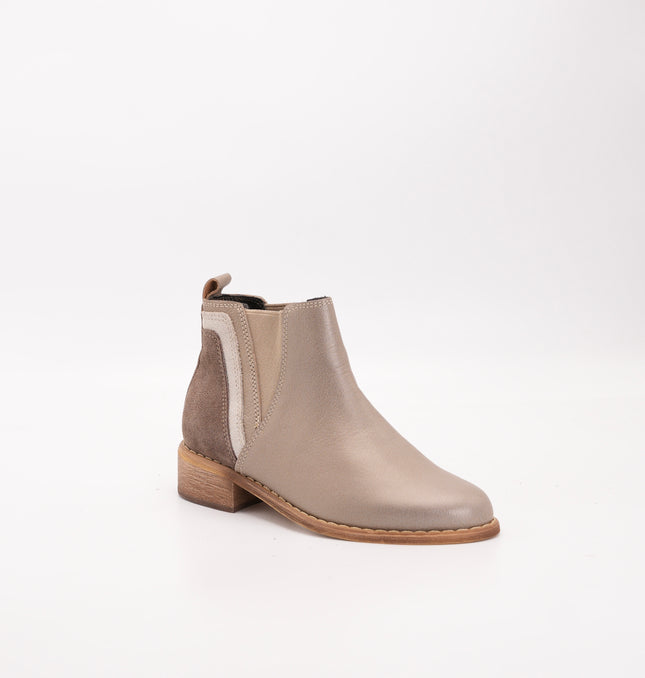 Botin en cuero beige