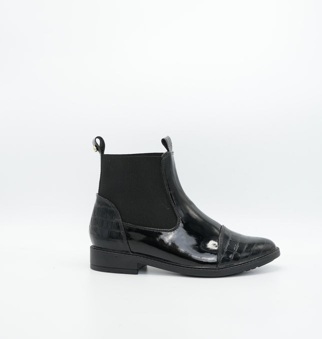 Botín en cuero charol