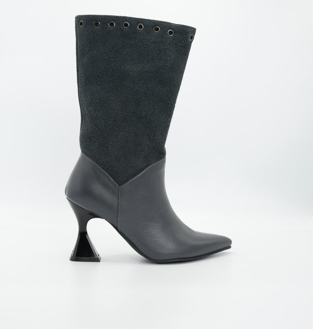 Bota tacón punta en cuero  azul