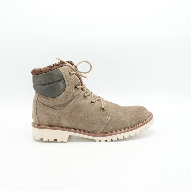 Bota en cuero gamuza con peluche