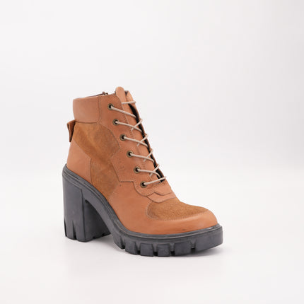 Botín en cuero miel