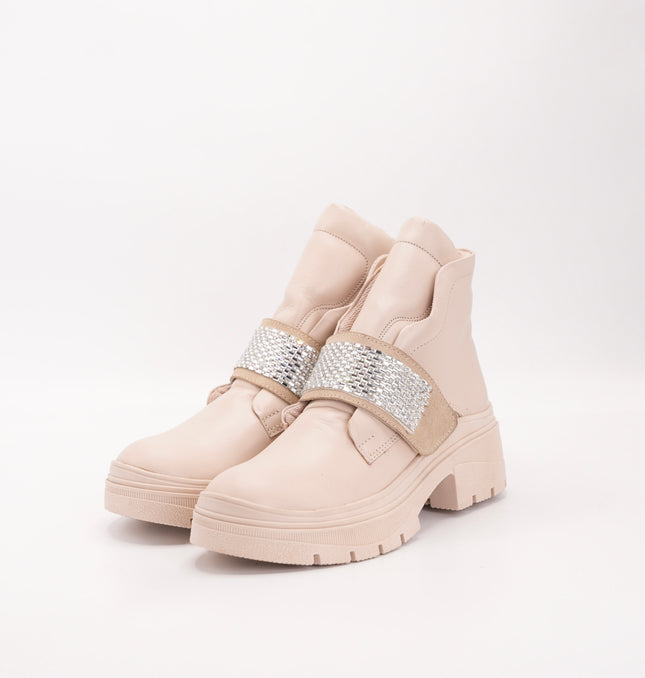 Botín en cuero beige