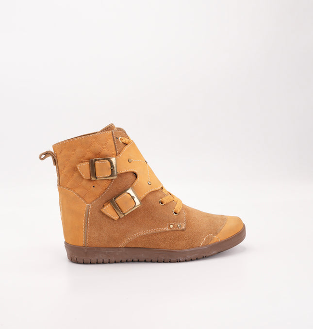 Bota en cuero gamuza miel