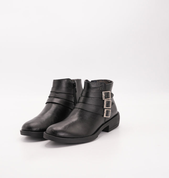 Botín en cuero negro