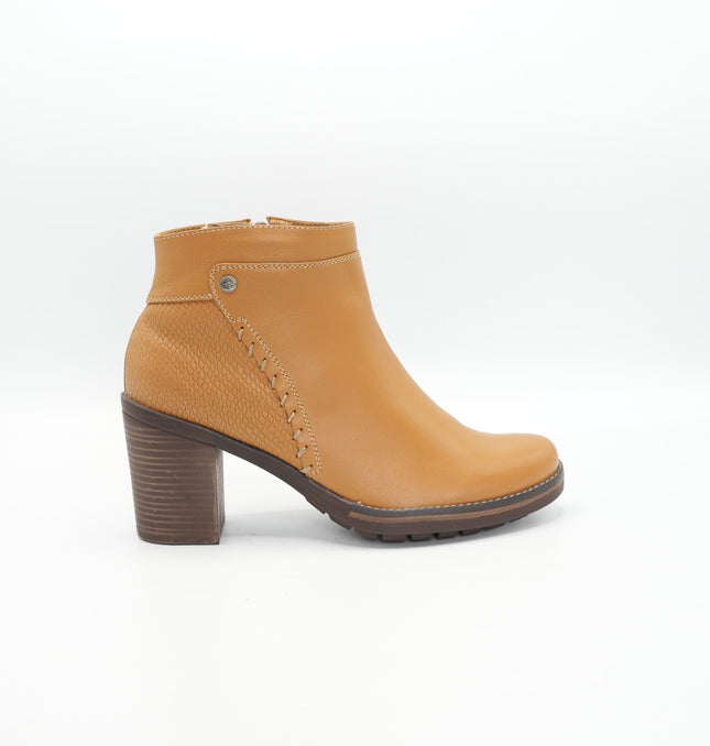 Botín en cuero miel