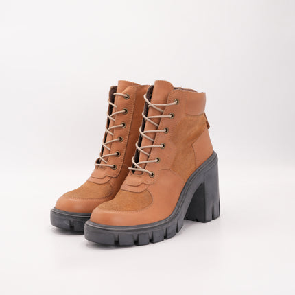 Botín en cuero miel