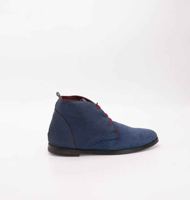 Zapato en cuero azul