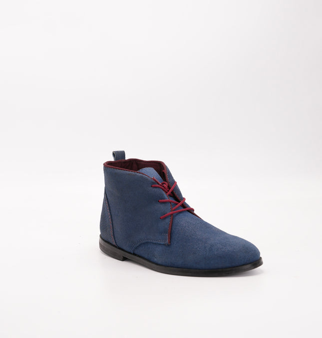 Zapato en cuero azul