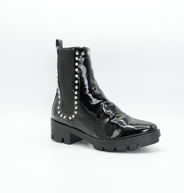 Botín en cuero charol