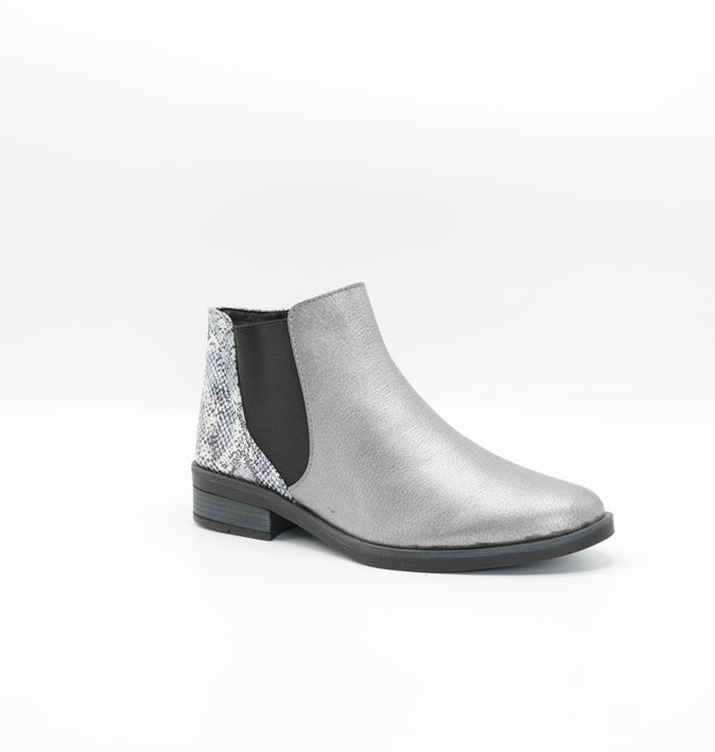 Botín en cuero plateado