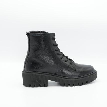 Bota en cuero negro