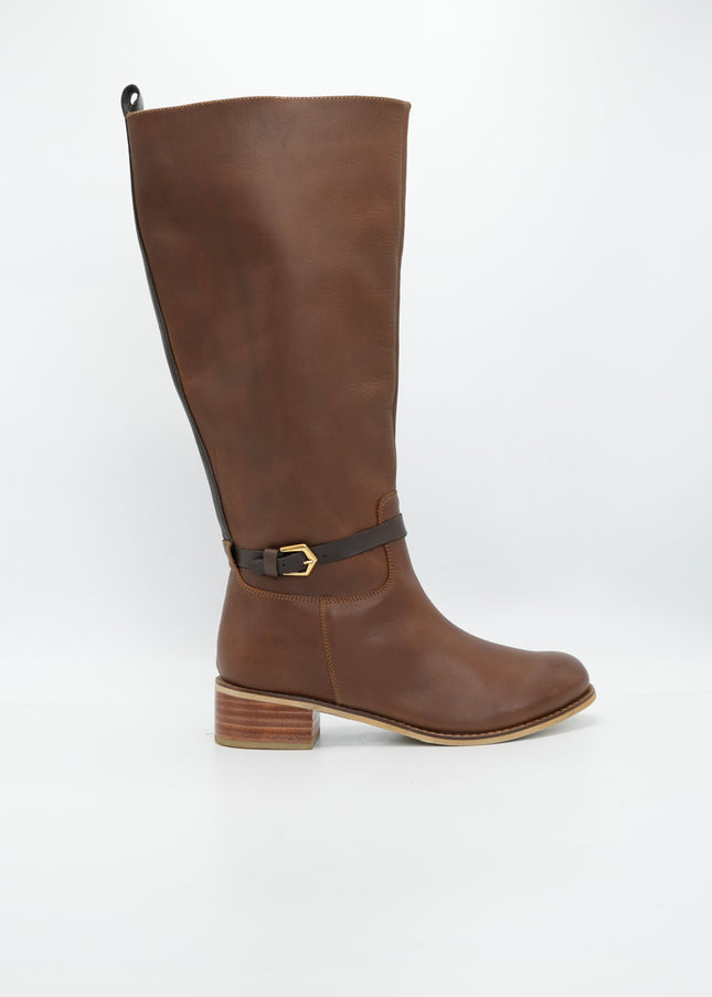 Bota en cuero café