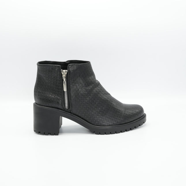 Botin en cuero negro