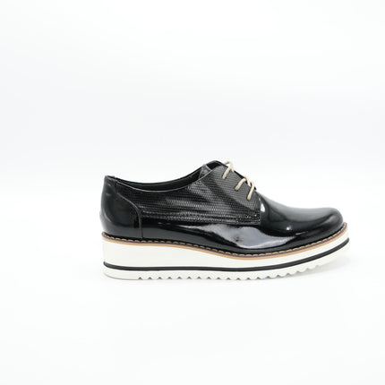 Zapato en cuero charol