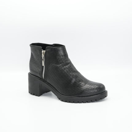Botin en cuero negro