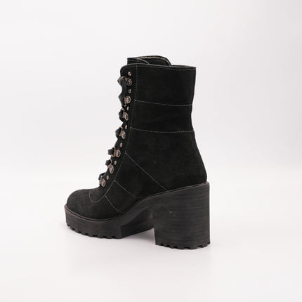 Botín en cuero gamuza negro