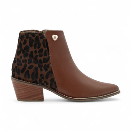 Botin cafe con talon de piel