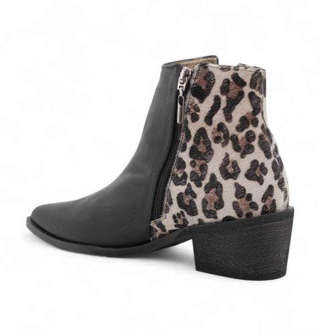 Botin negro con talon de piel