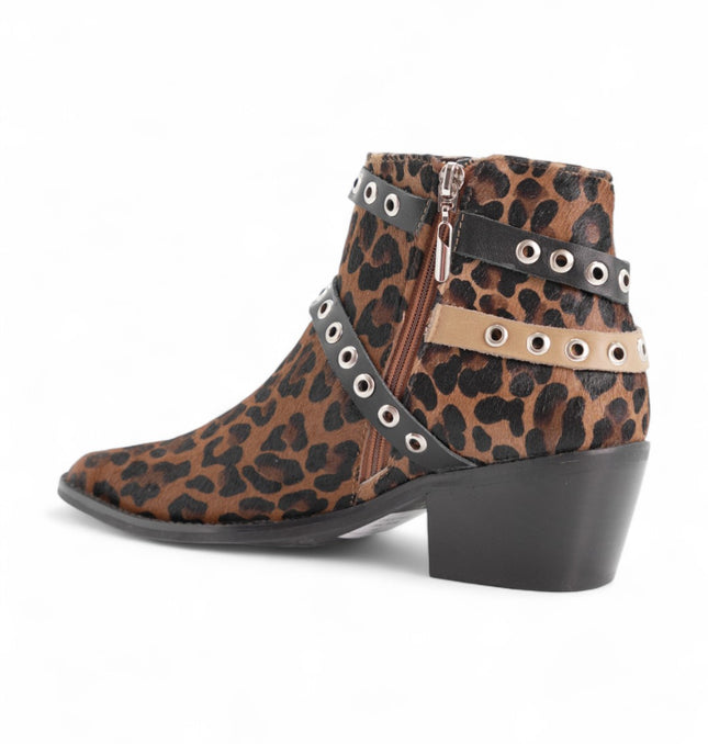 Botin piel de vaca con tirantas