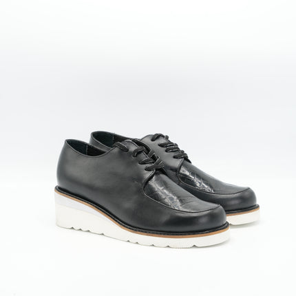 Zapato en cuero negro