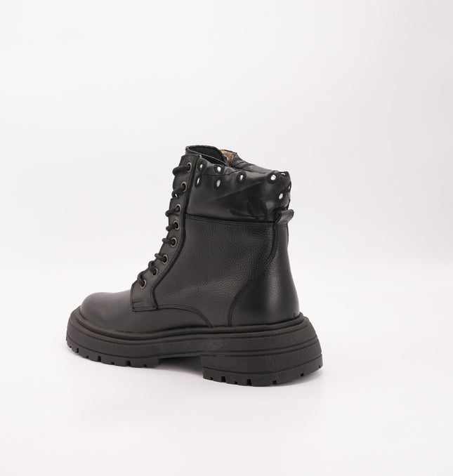 Bota en cuero negro