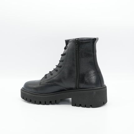 Bota en cuero negro