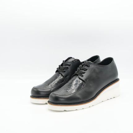 Zapato en cuero negro