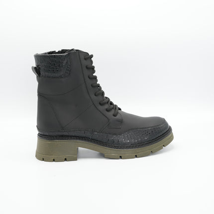 Bota en cuero negro